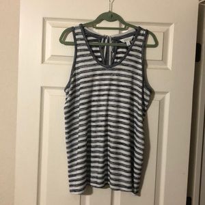 Summer sleeveless top